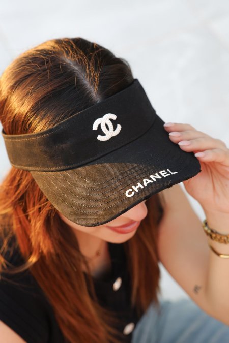 طاقية CHANEL